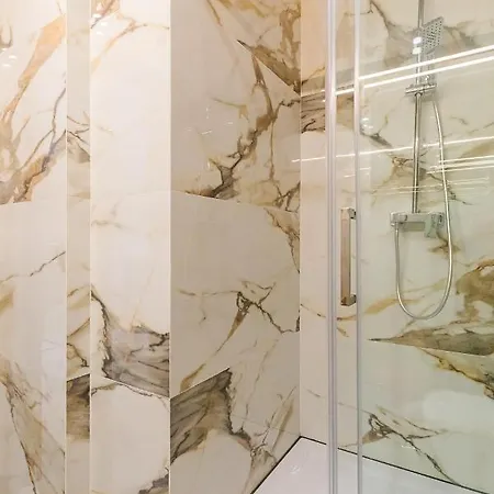 Rentplanet - Kilinskiego アパート