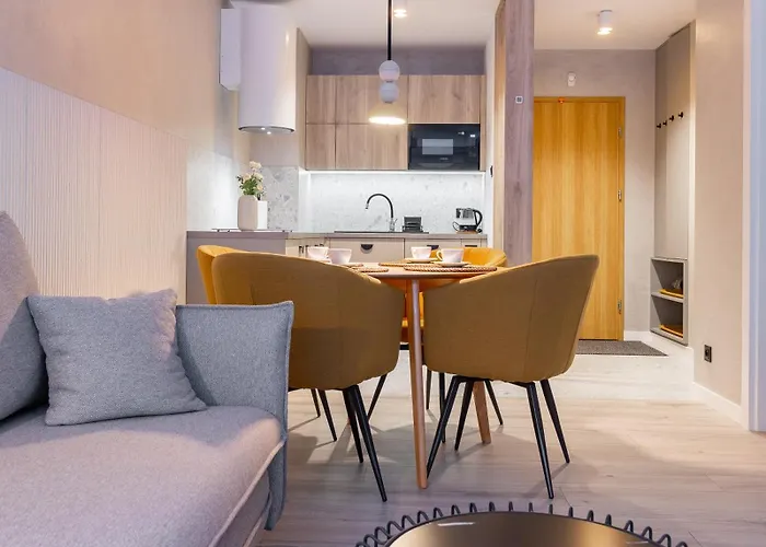 Rentplanet - Kilinskiego Lägenhet