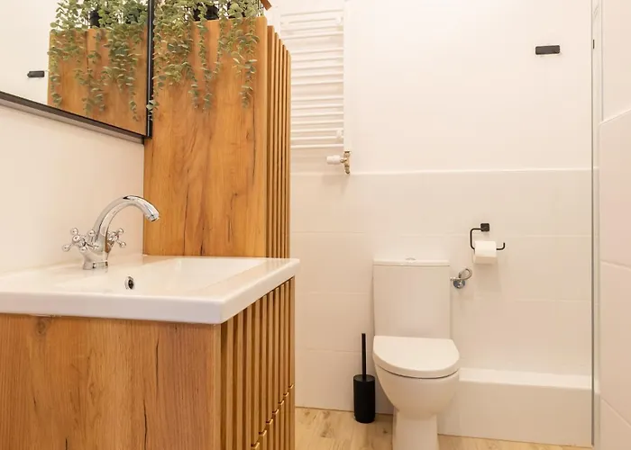 Rentplanet - Kilinskiego Lägenhet